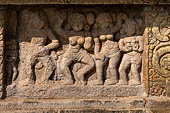 The great Chola temples of Tamil Nadu - The Airavatesvara temple of Darasuram. Detail of the panels of the prakara-wall with scenes of dance.